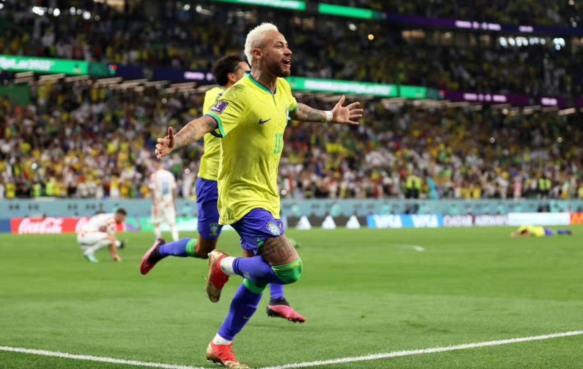 东契奇仍然 东契奇仍然