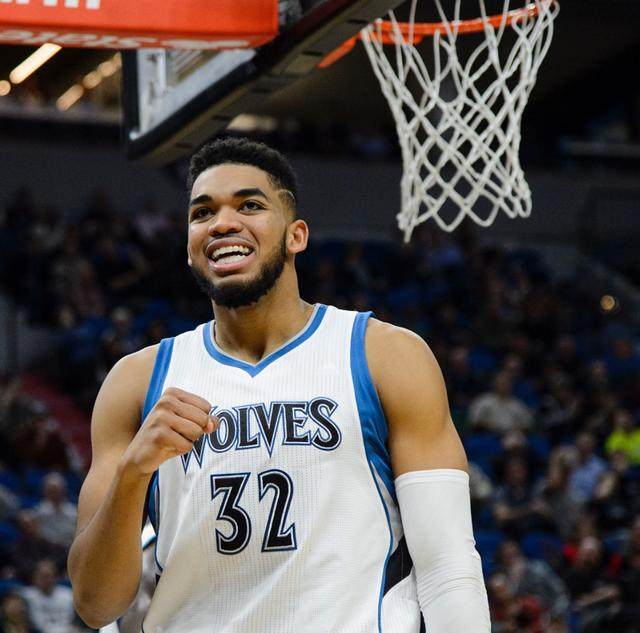 赛场上不断 赛场上不断